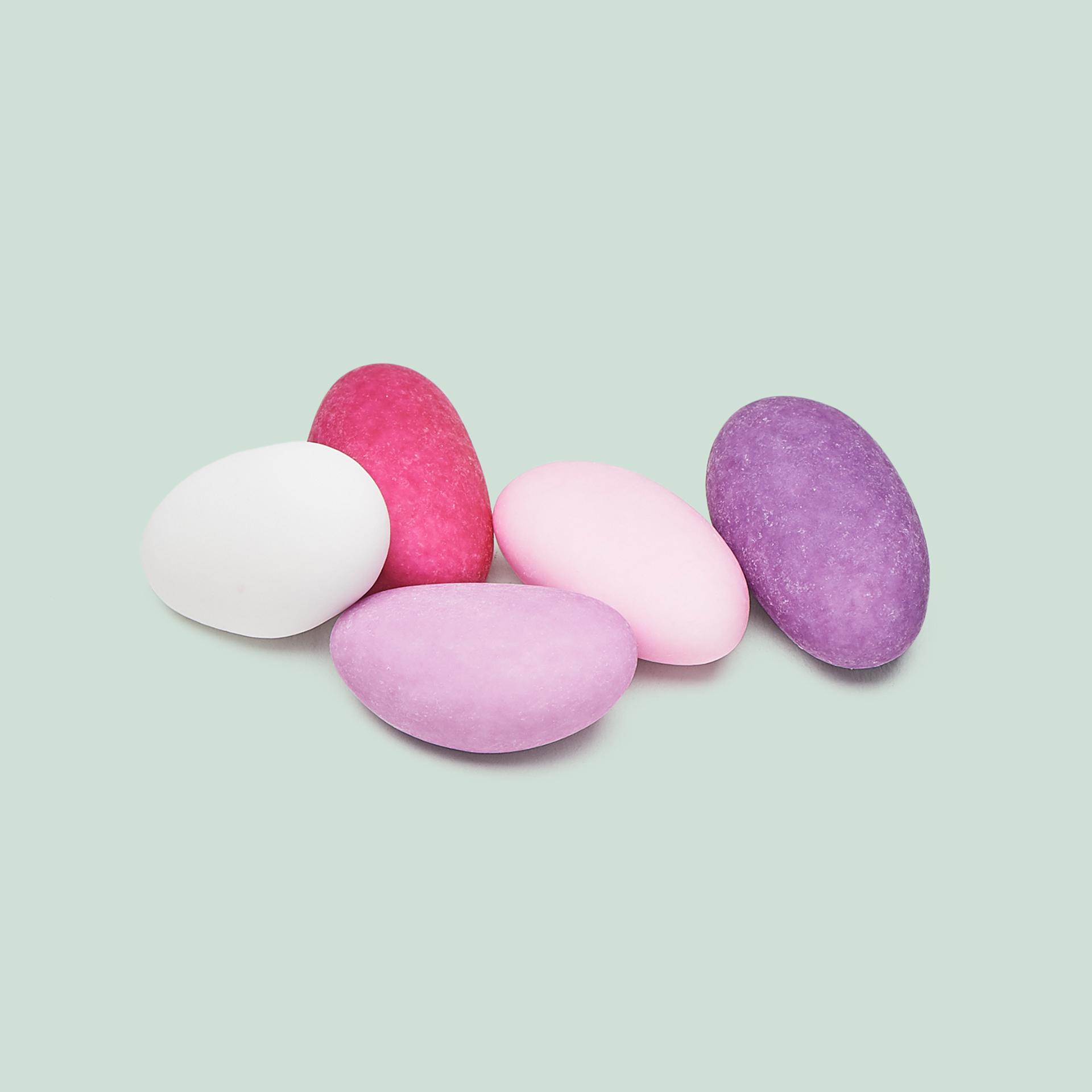 Sugared almonds 130 g