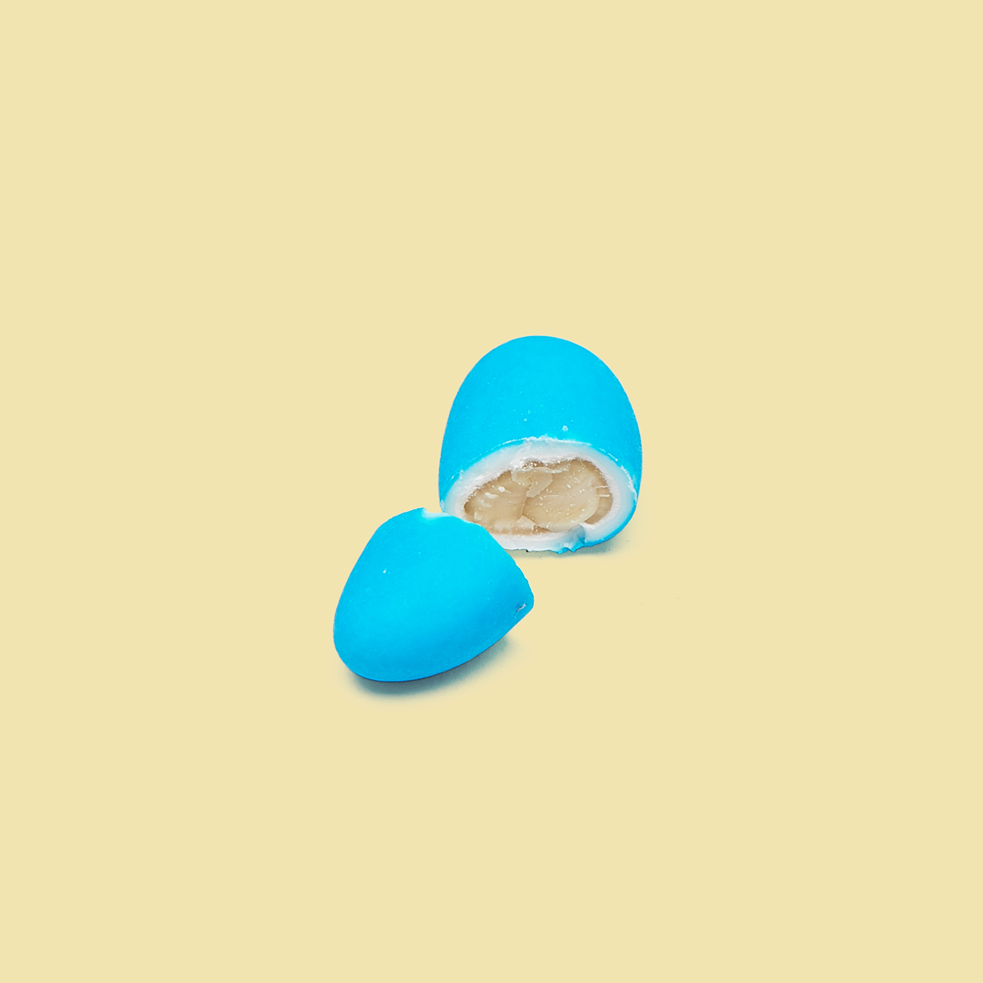 Sugared almonds 130 g