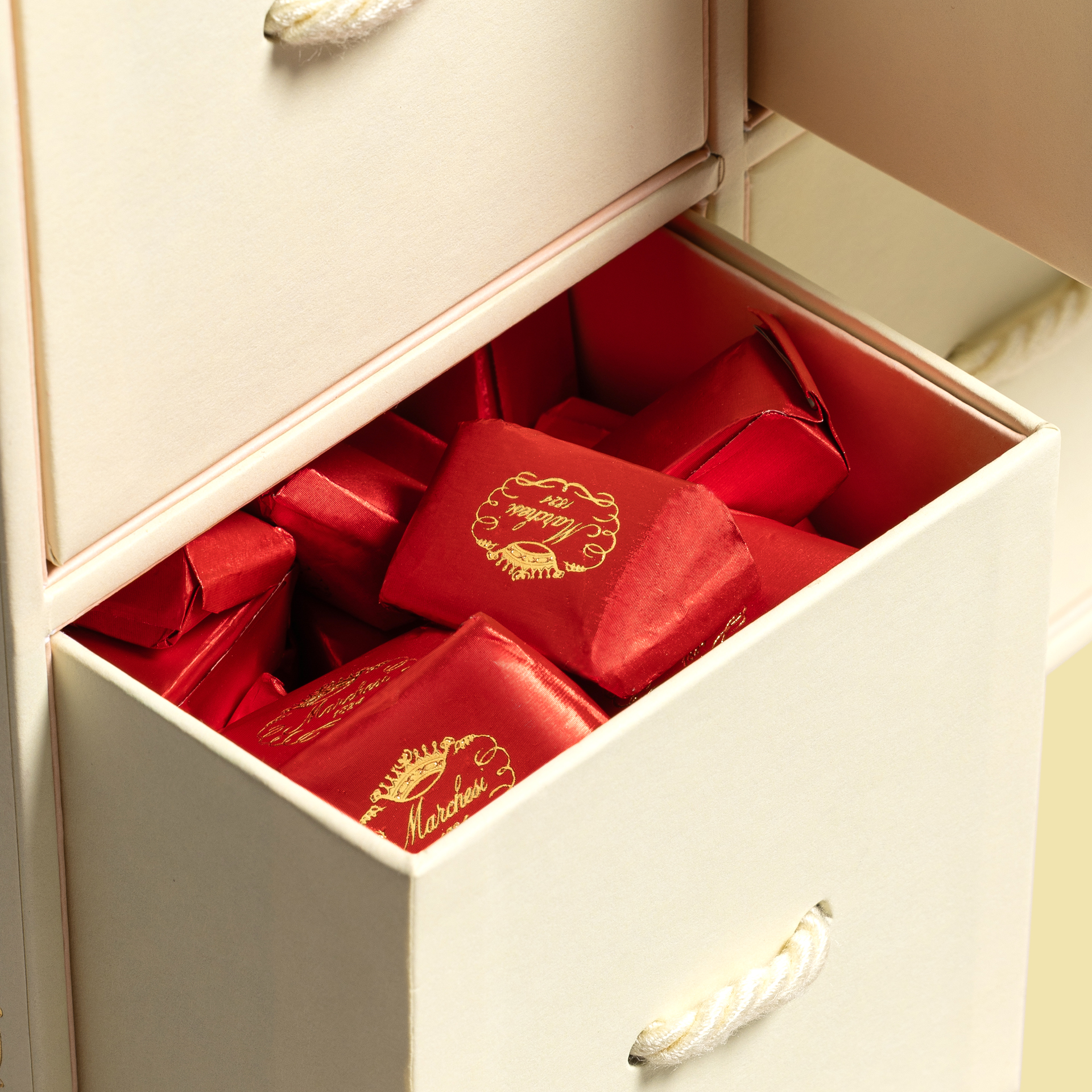 8×8 Cube Drawer Box