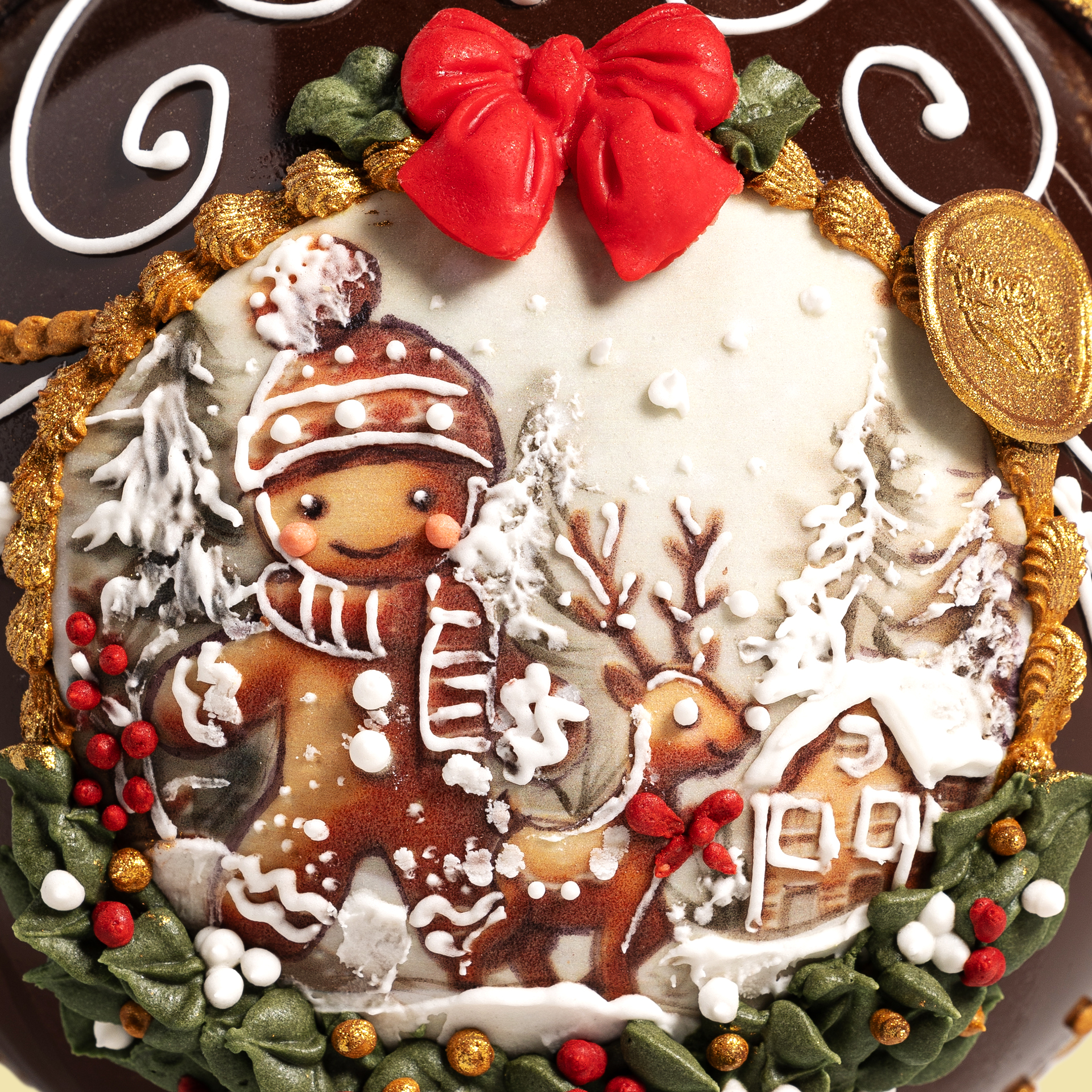 Hand-decorated Sphere with gingerbread man