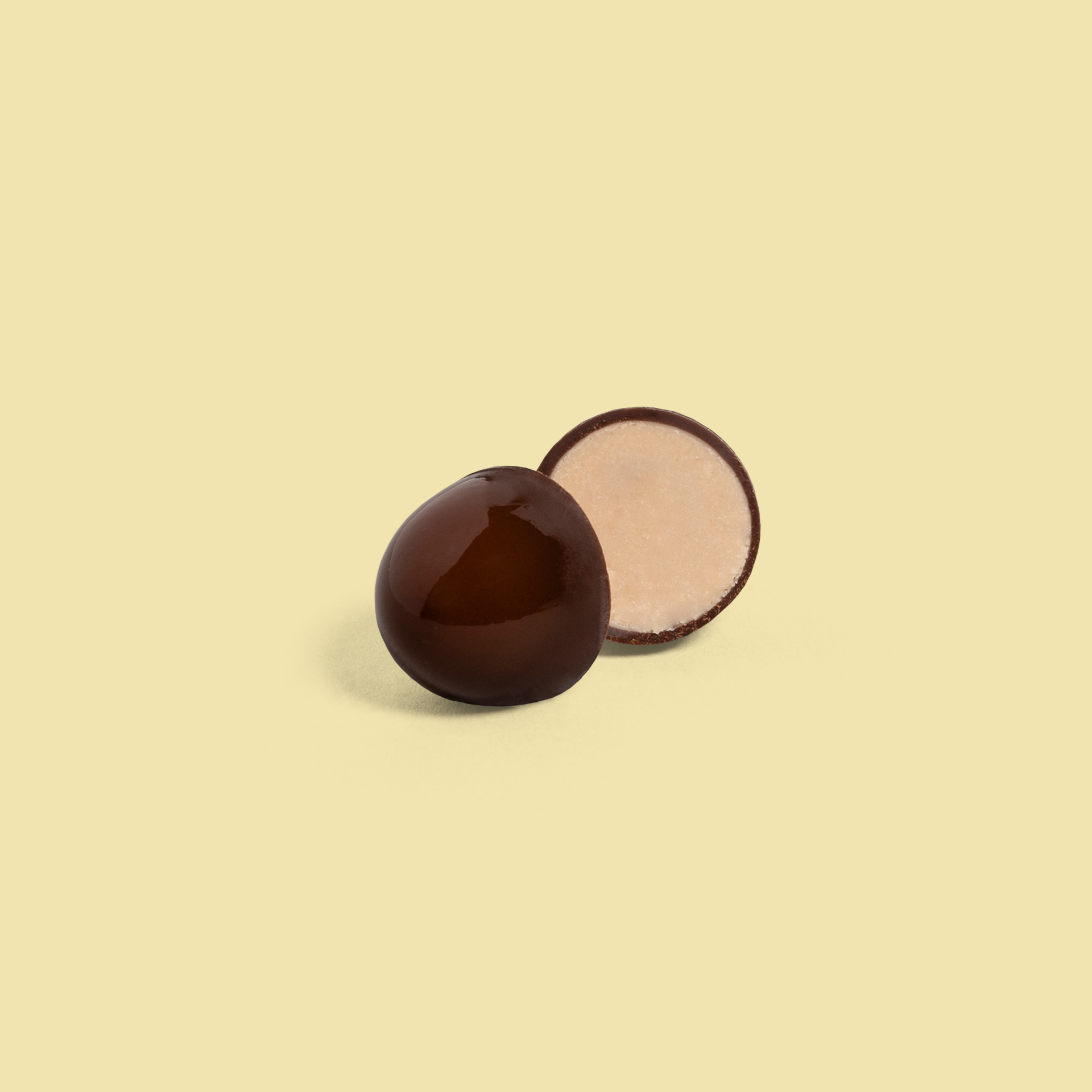 Dark chocolate eggs with cremino filling 105g