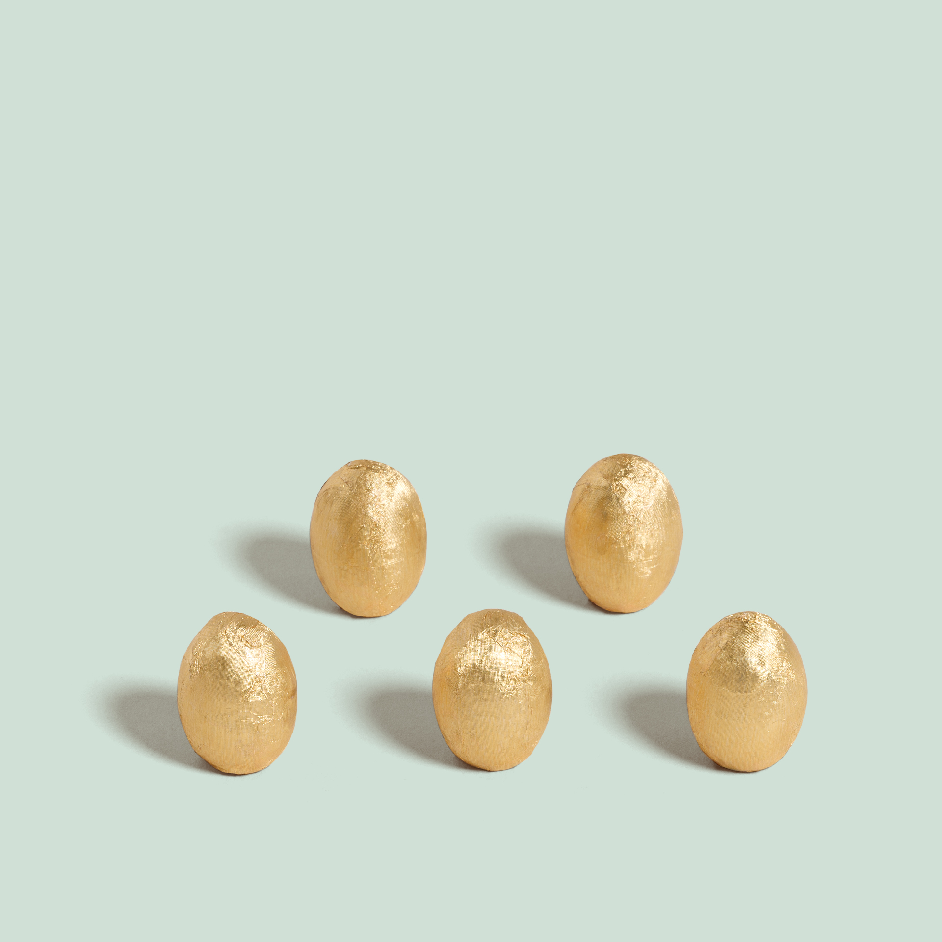 榛仁夹心牛奶巧克力蛋110克