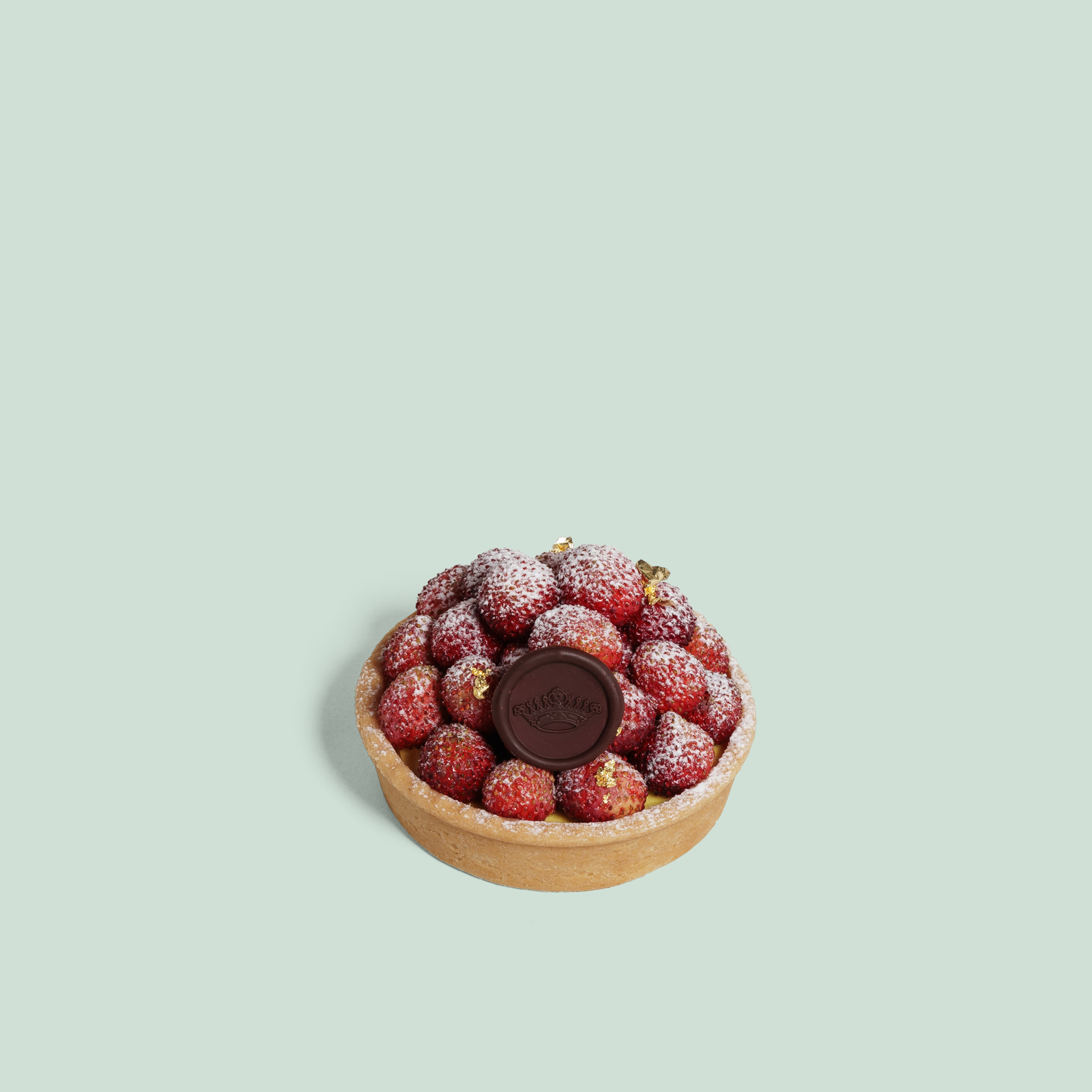 Wild strawberry little tart