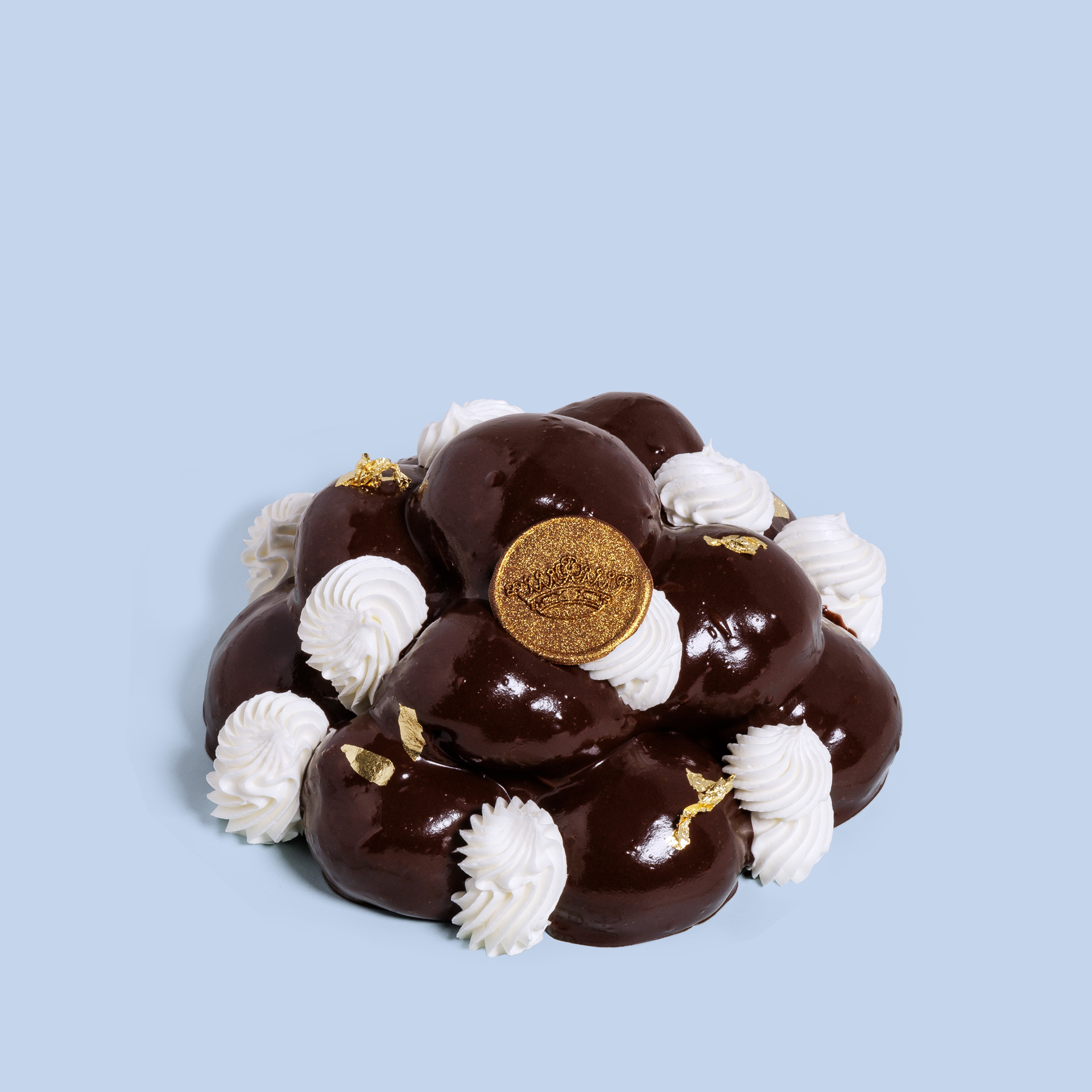 Profiterol cake