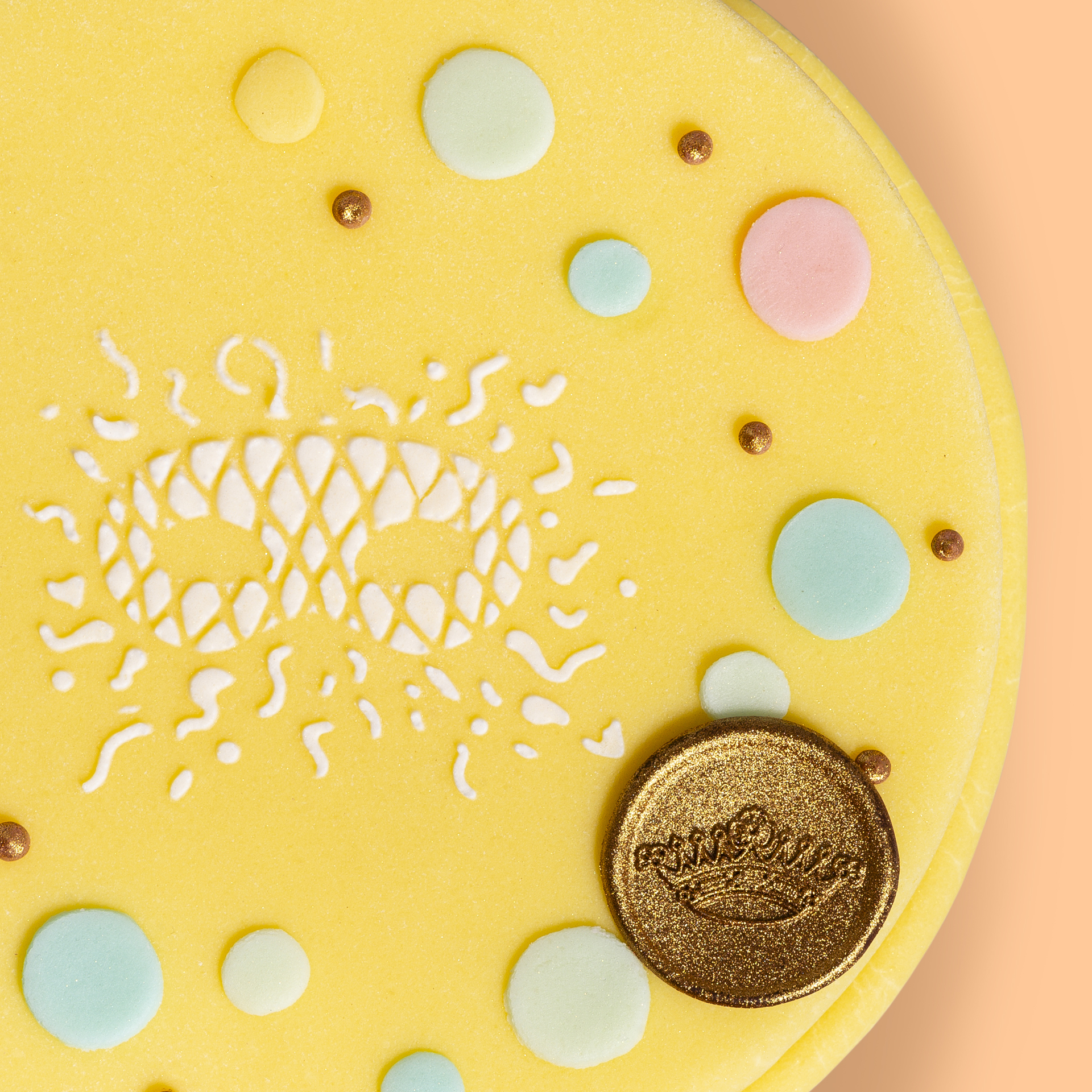 Gelber Marzipankuchen